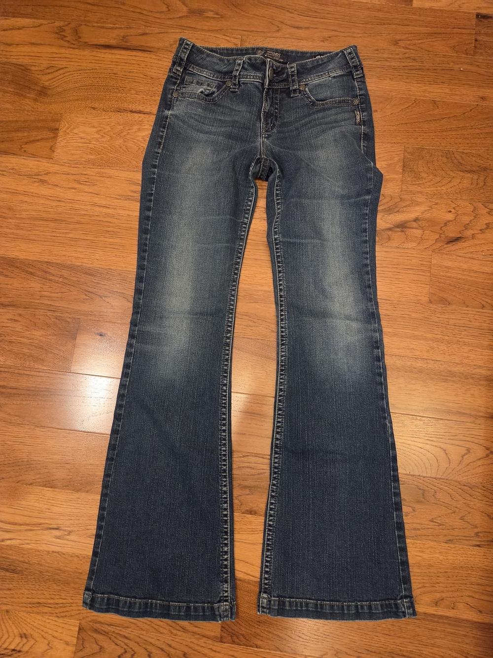 Silver Suki Mid Flare Women's Dark Blue Jeans